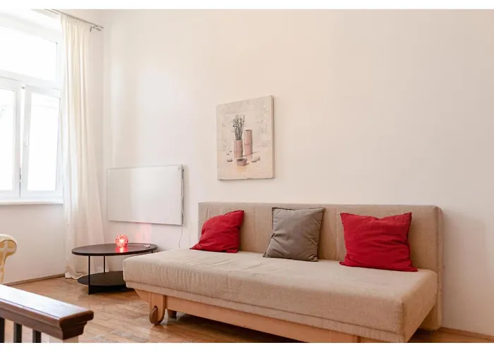 Spacious 2Br Apt, Ideal For Short & Long Stays In Vienna *